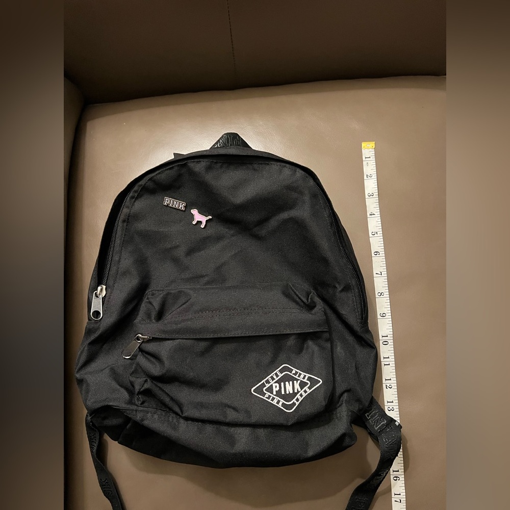 PINK 💕Victoria's Secret Black 🖤Small Backpack w/Logo & Exclusive Pins Details - Picture 16 of 16